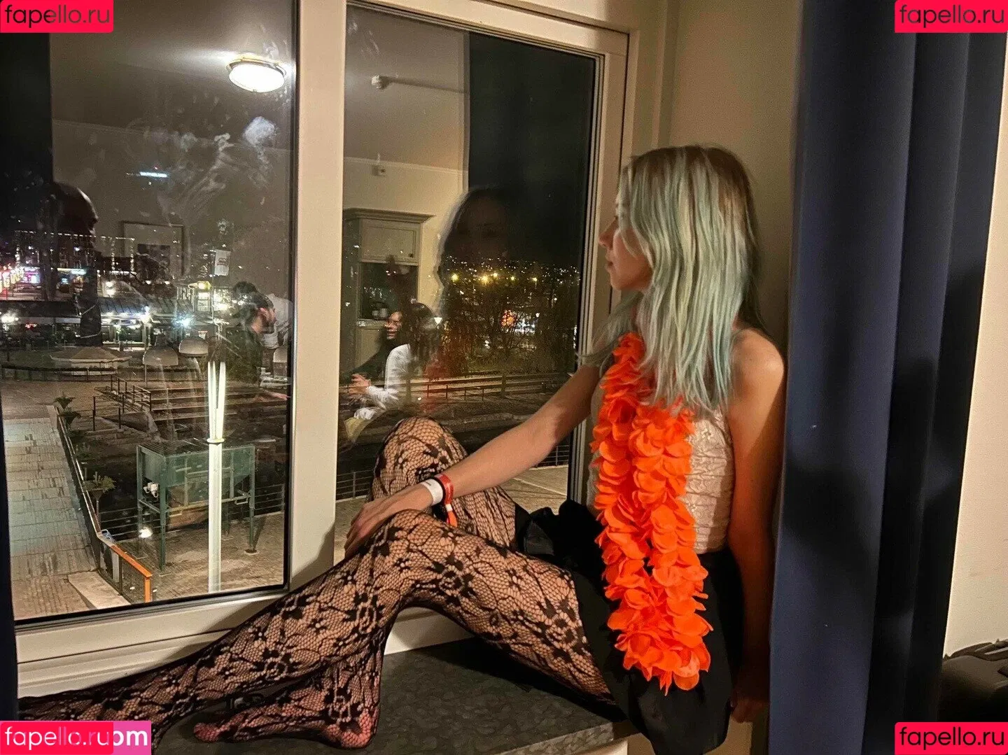 Apollolol Onlyfans Photo Gallery 