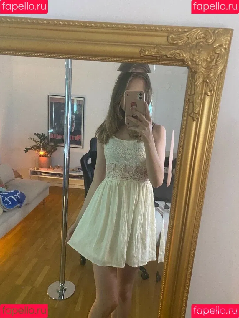 Apollolol Onlyfans Photo Gallery 