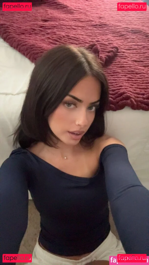 Lily Weber Onlyfans Photo Gallery 