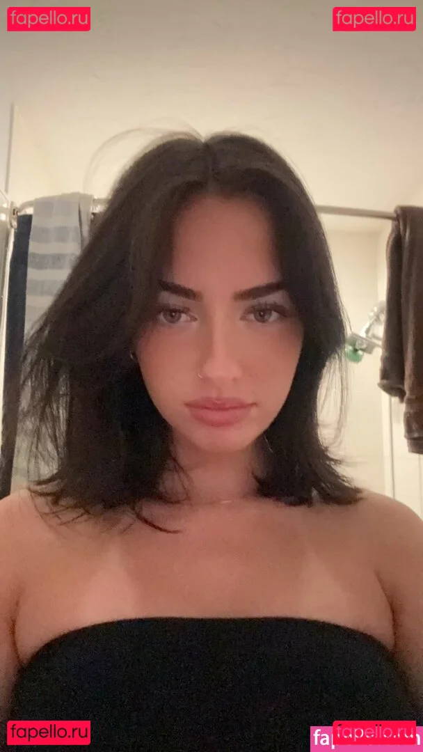 Lily Weber Onlyfans Photo Gallery 