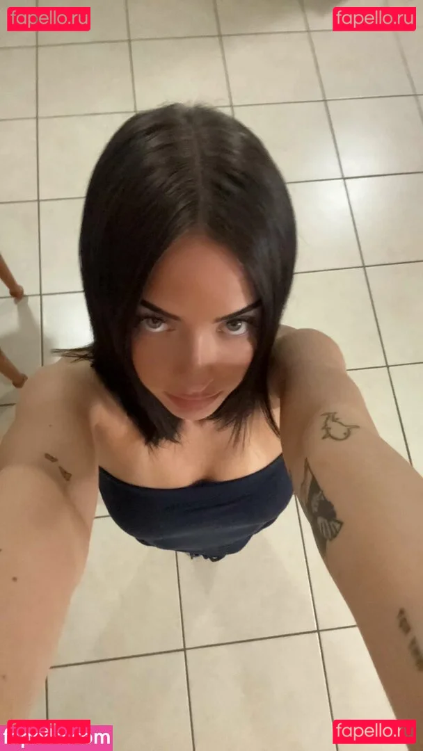 Lily Weber Onlyfans Photo Gallery 