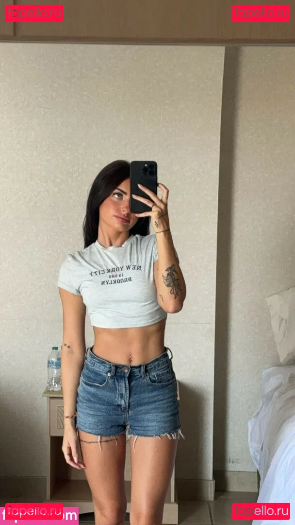 Lily Weber Onlyfans Photo Gallery 