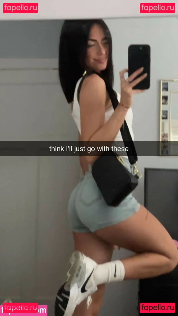 Lily Weber Onlyfans Photo Gallery 