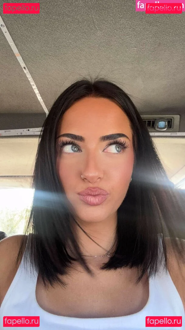 Lily Weber Onlyfans Photo Gallery 