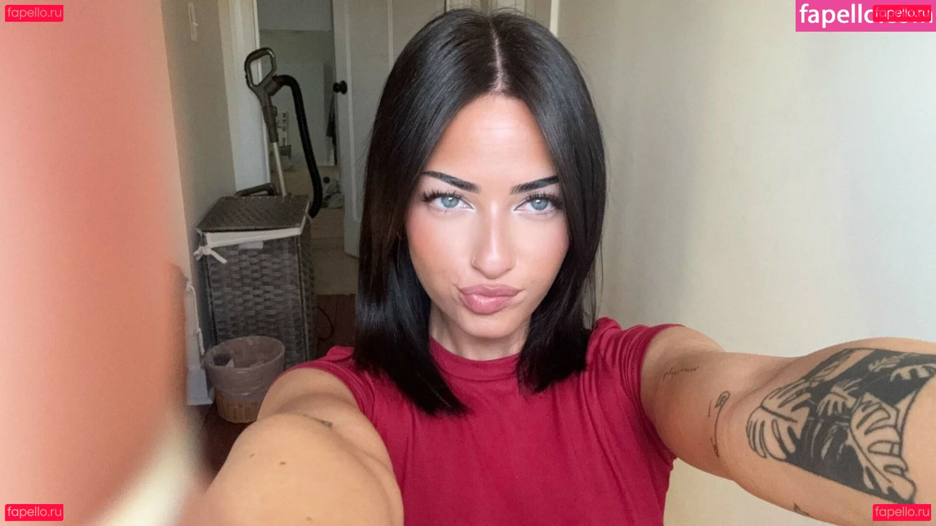 Lily Weber Onlyfans Photo Gallery 