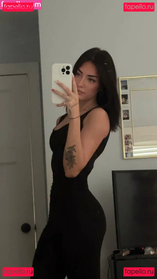 Lily Weber Onlyfans Photo Gallery 