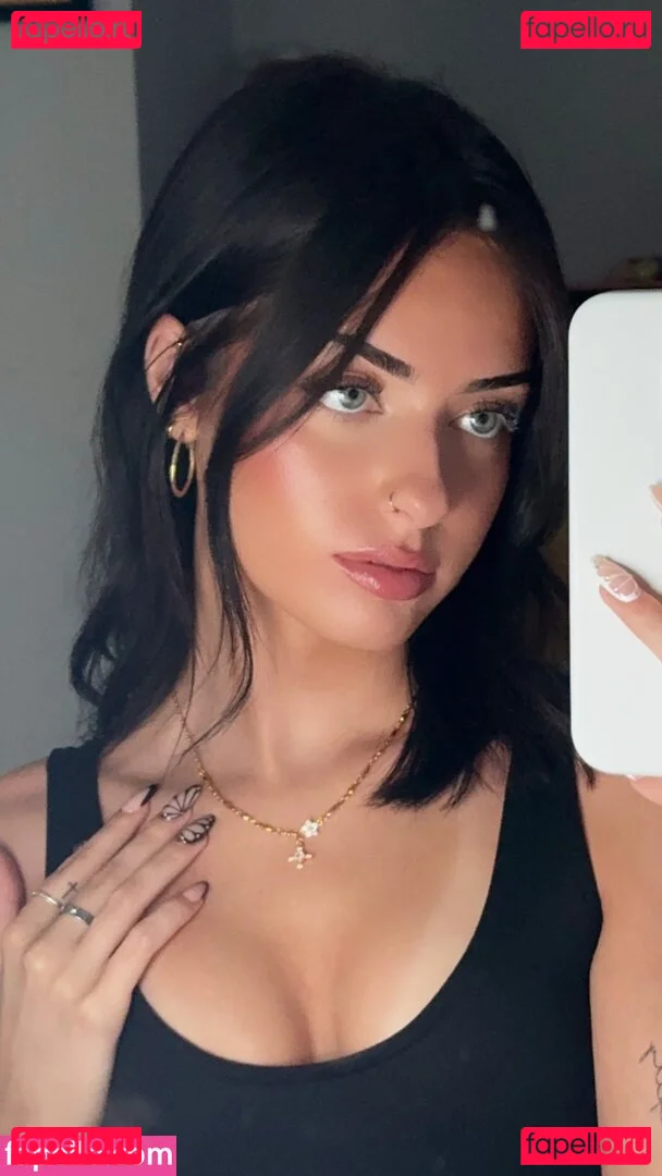 Lily Weber Onlyfans Photo Gallery 