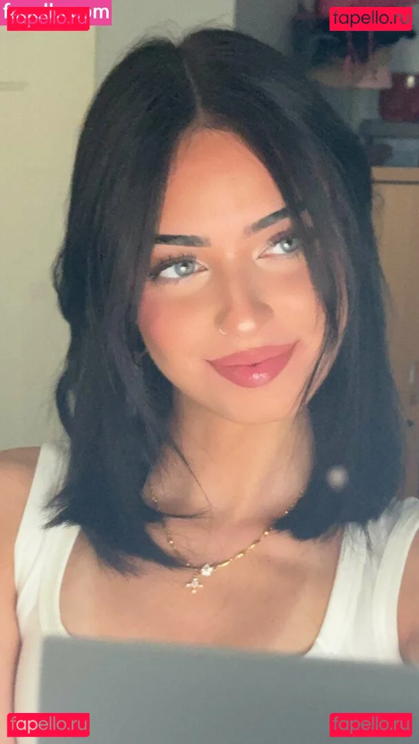 Lily Weber Onlyfans Photo Gallery 