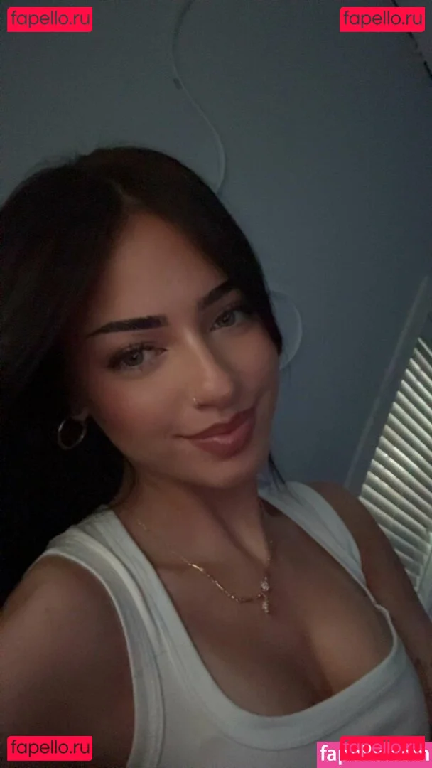 Lily Weber Onlyfans Photo Gallery 