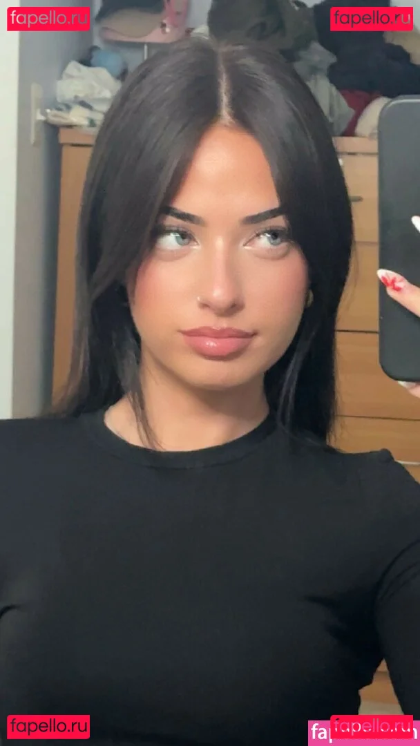 Lily Weber Onlyfans Photo Gallery 