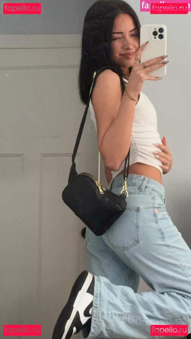 Lily Weber Onlyfans Photo Gallery 