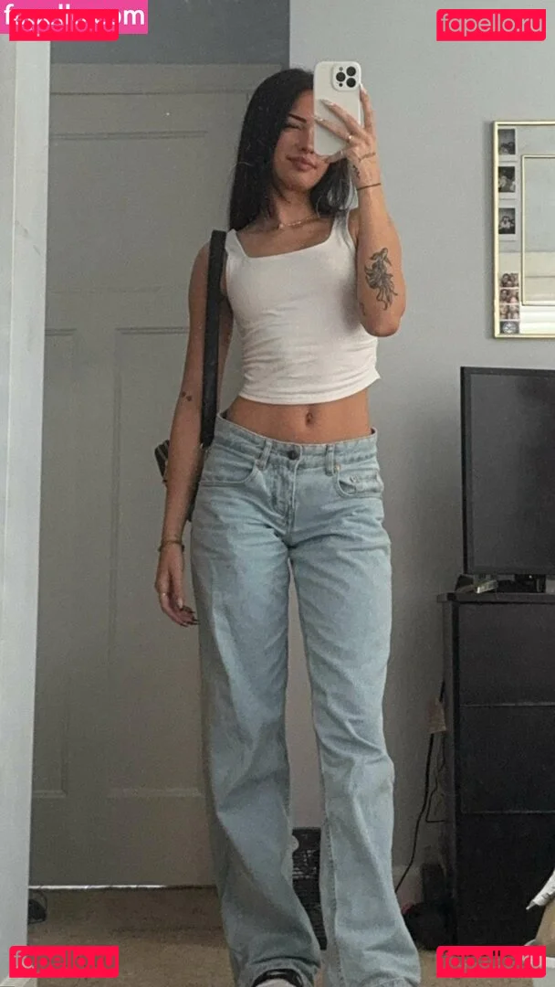 Lily Weber Onlyfans Photo Gallery 