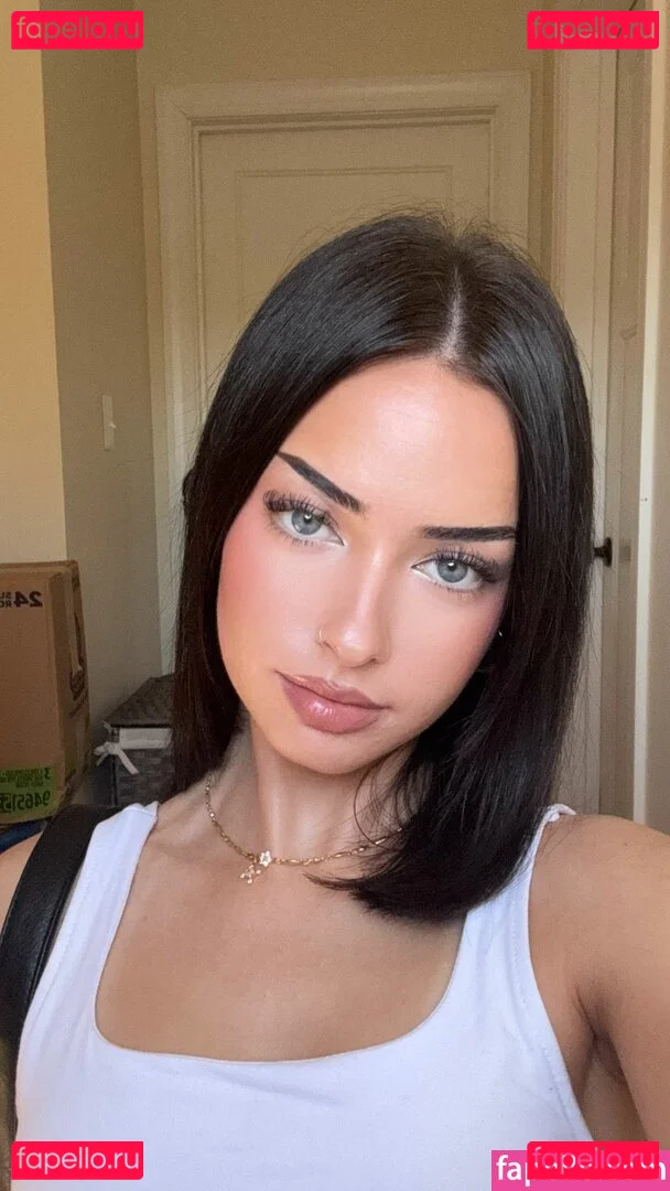 Lily Weber Onlyfans Photo Gallery 