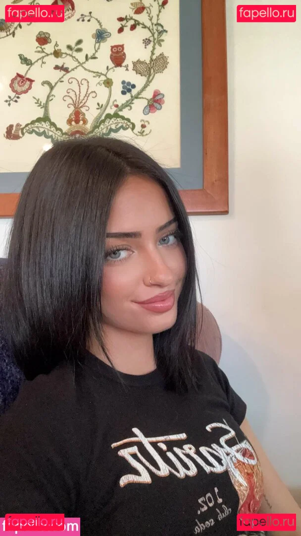 Lily Weber Onlyfans Photo Gallery 