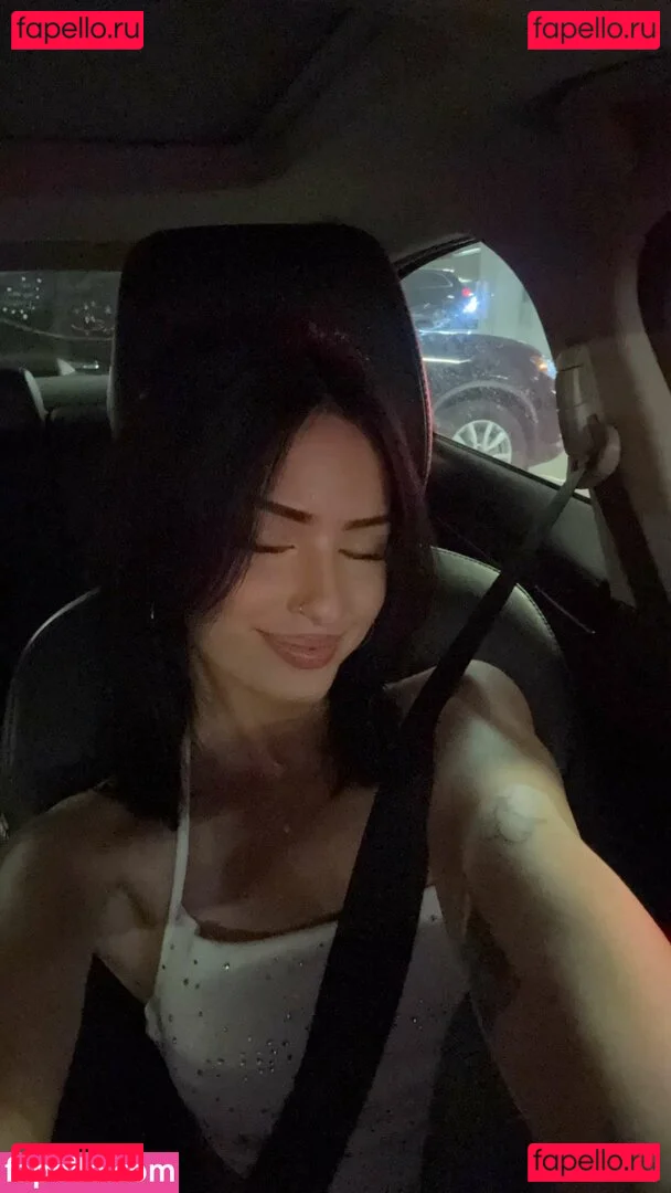 Lily Weber Onlyfans Photo Gallery 