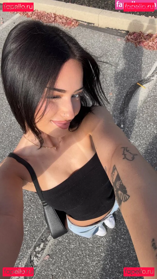 Lily Weber Onlyfans Photo Gallery 