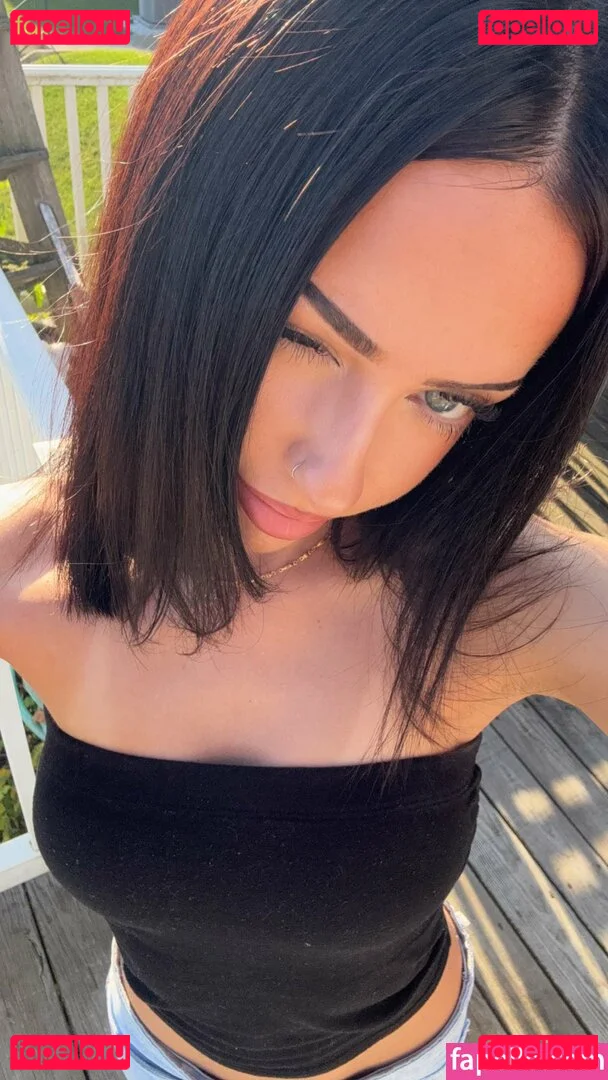 Lily Weber Onlyfans Photo Gallery 