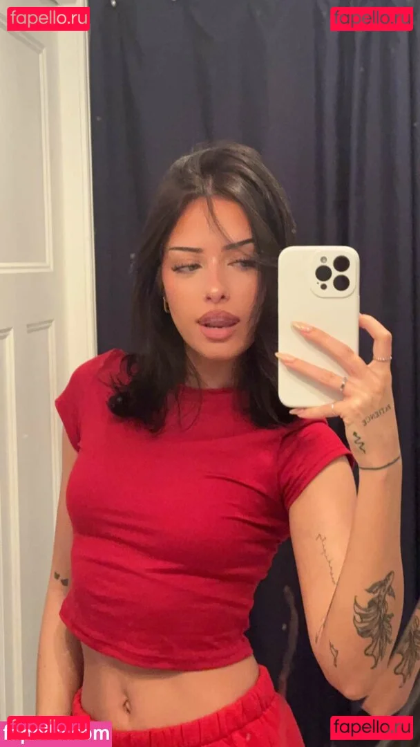 Lily Weber Onlyfans Photo Gallery 