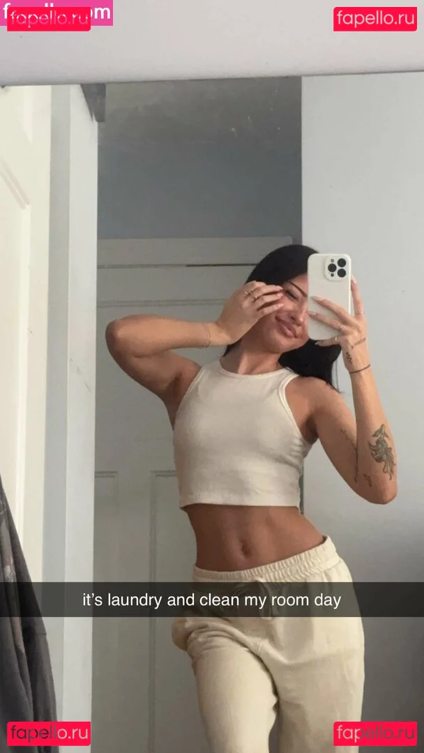 Lily Weber Onlyfans Photo Gallery 