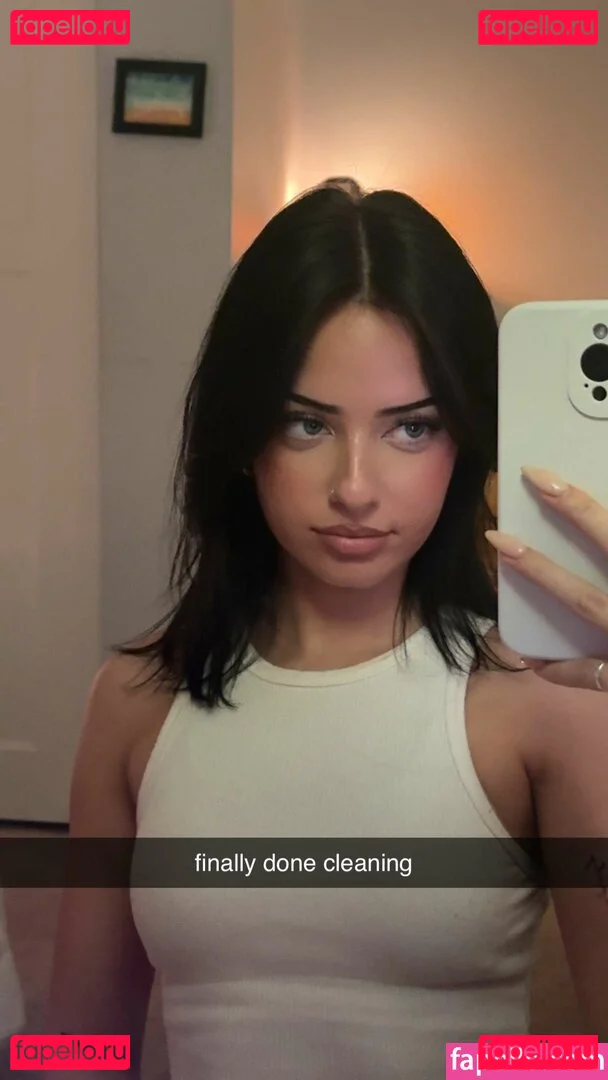 Lily Weber Onlyfans Photo Gallery 