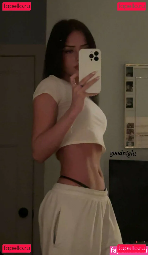 Lily Weber Onlyfans Photo Gallery 