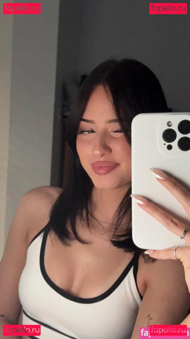 Lily Weber Onlyfans Photo Gallery 