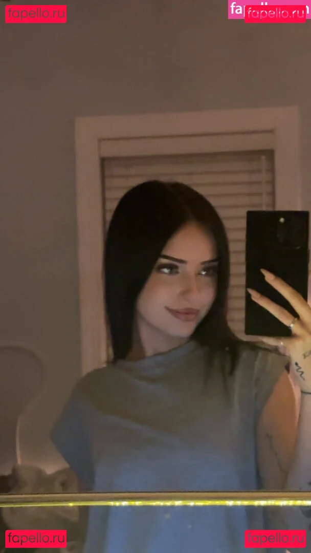 Lily Weber Onlyfans Photo Gallery 