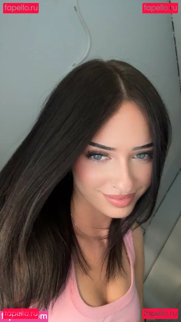 Lily Weber Onlyfans Photo Gallery 