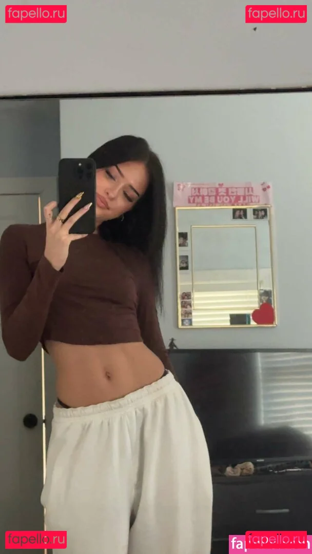 Lily Weber Onlyfans Photo Gallery 