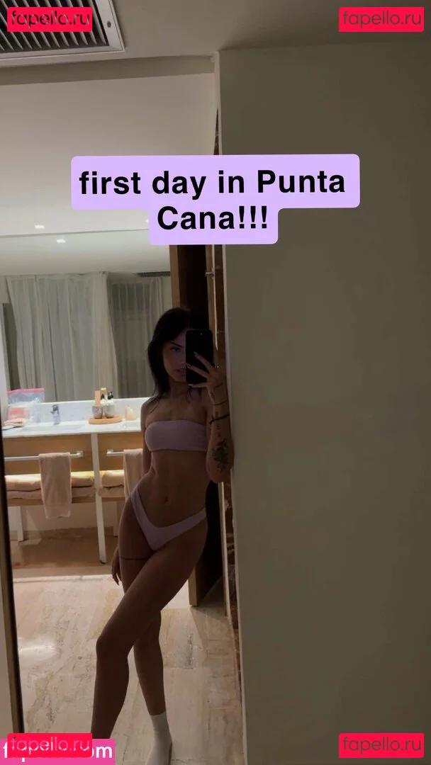 Lily Weber Onlyfans Photo Gallery 