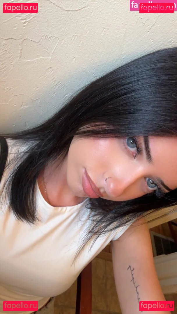 Lily Weber Onlyfans Photo Gallery 