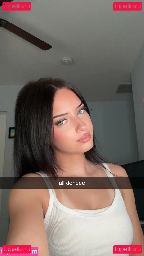 Lily Weber Onlyfans Photo Gallery 