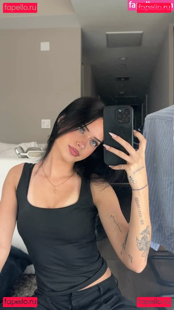 Lily Weber Onlyfans Photo Gallery 