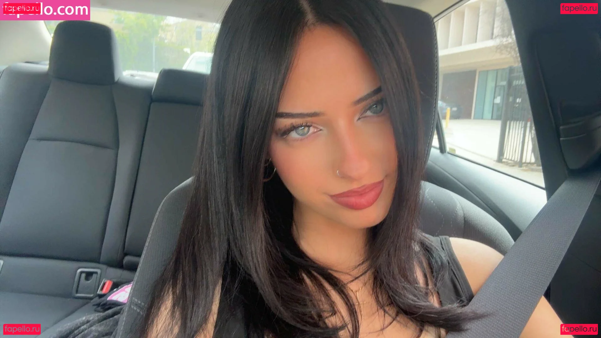 Lily Weber Onlyfans Photo Gallery 