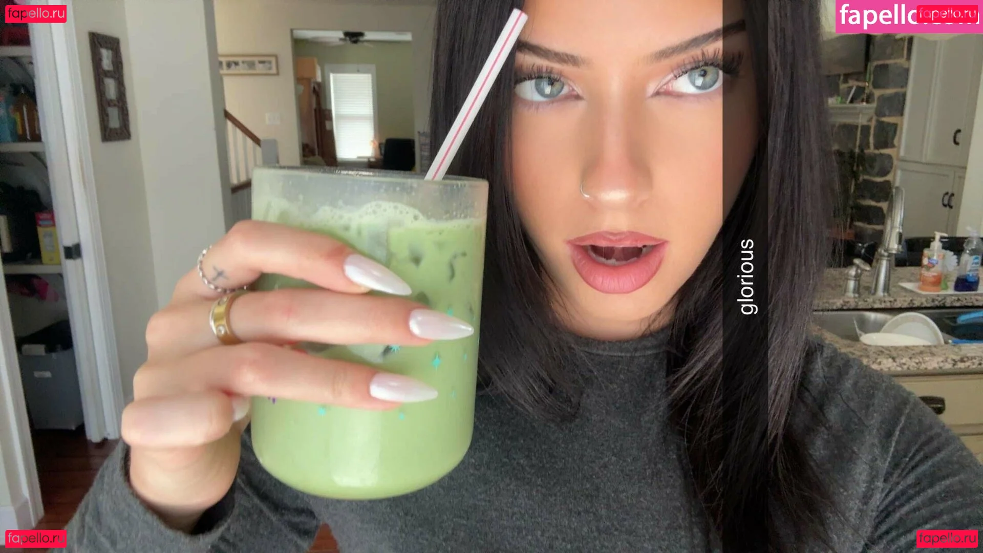 Lily Weber Onlyfans Photo Gallery 