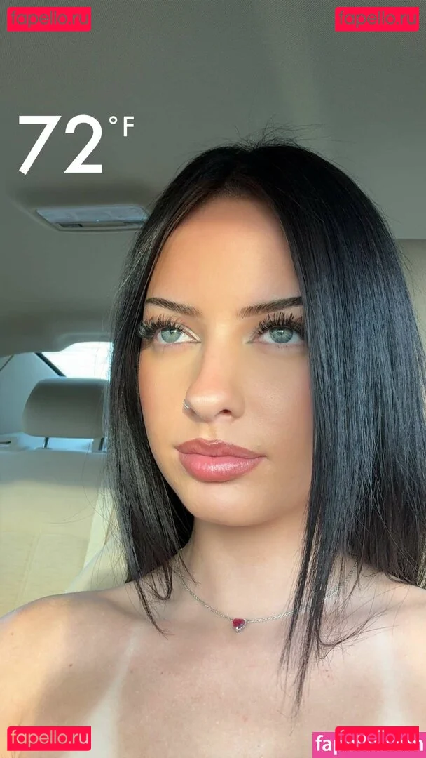 Lily Weber Onlyfans Photo Gallery 