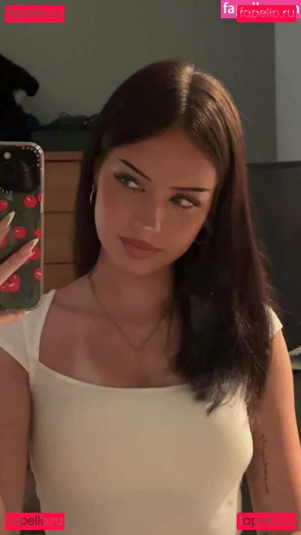 Lily Weber Onlyfans Photo Gallery 