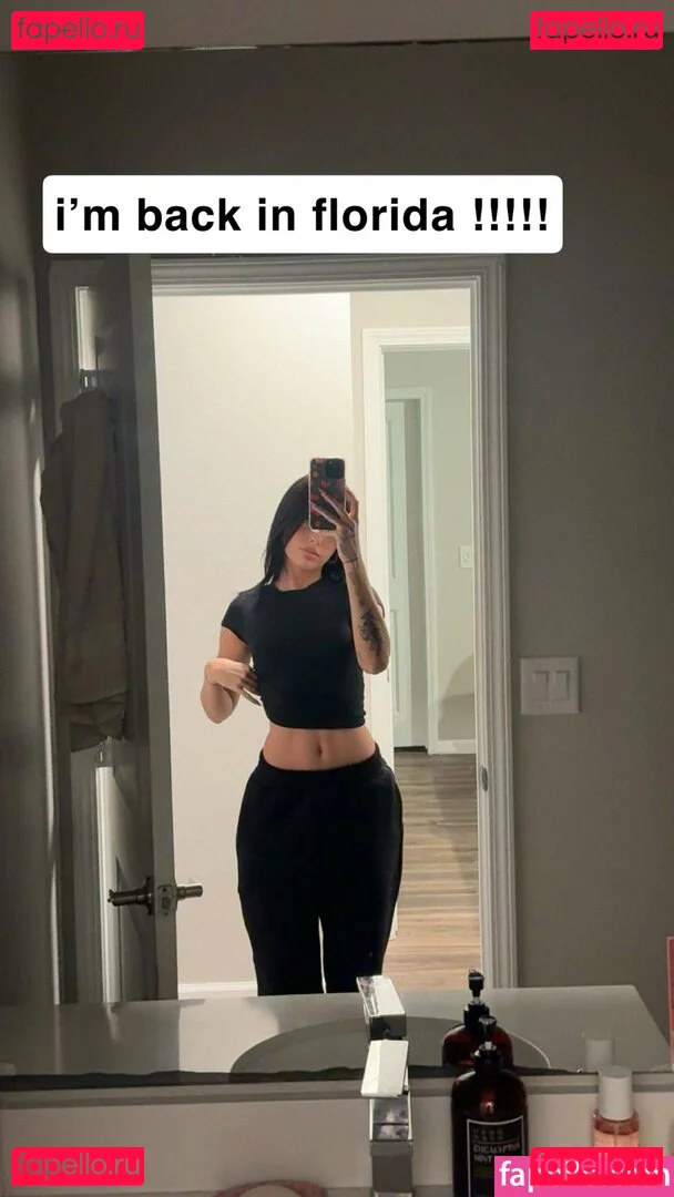 Lily Weber Onlyfans Photo Gallery 