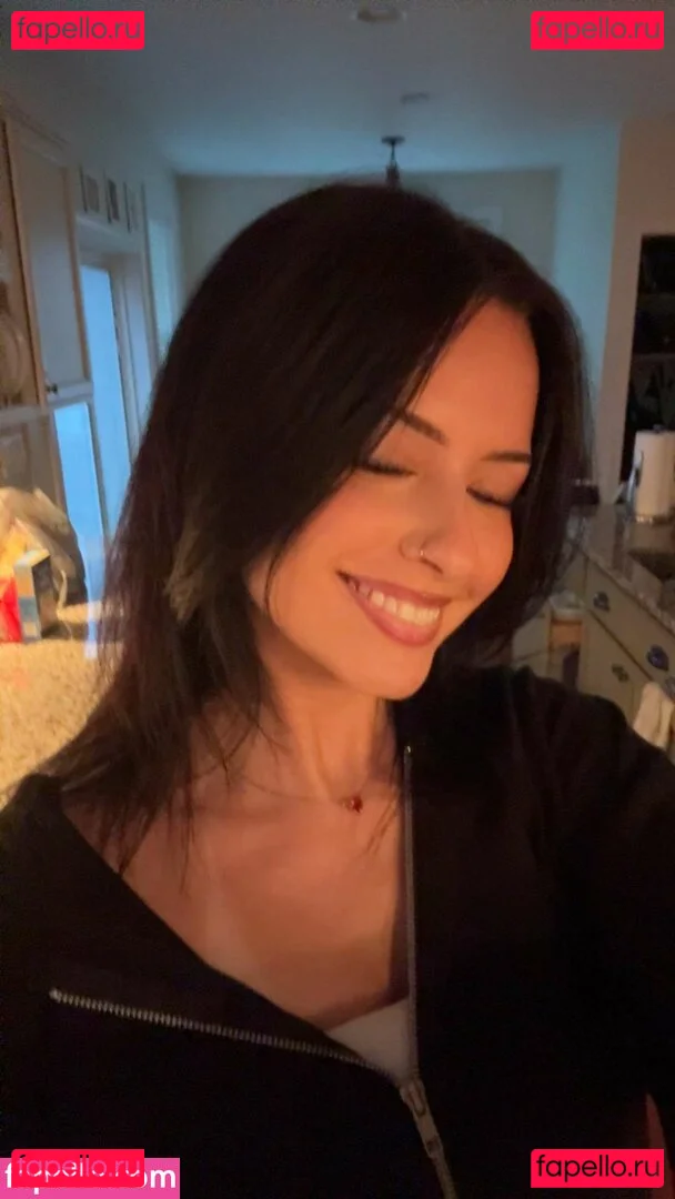 Lily Weber Onlyfans Photo Gallery 