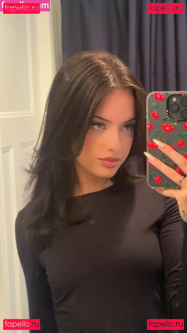 Lily Weber Onlyfans Photo Gallery 