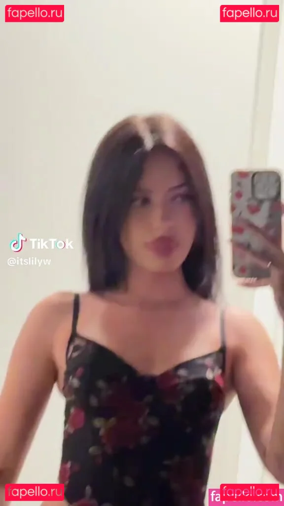 Lily Weber Onlyfans Photo Gallery 