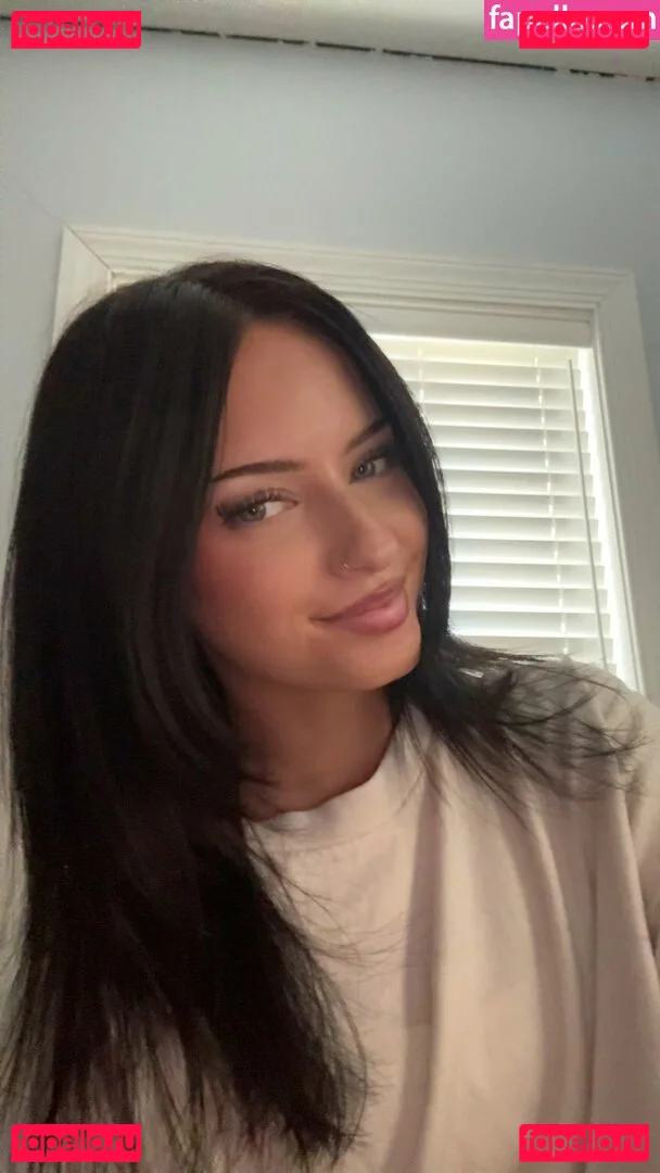 Lily Weber Onlyfans Photo Gallery 