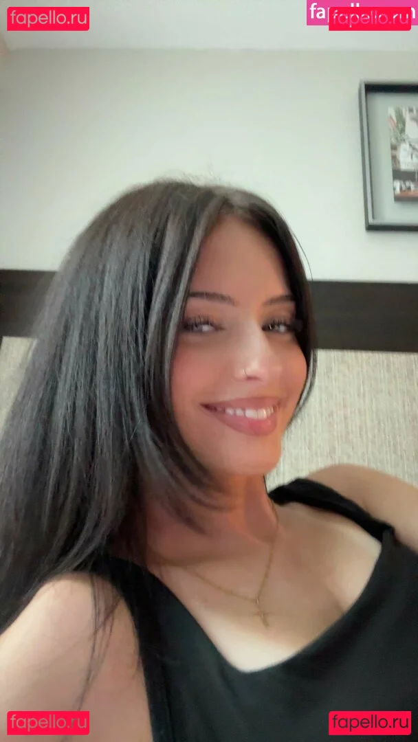 Lily Weber Onlyfans Photo Gallery 