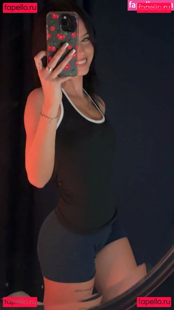 Lily Weber Onlyfans Photo Gallery 