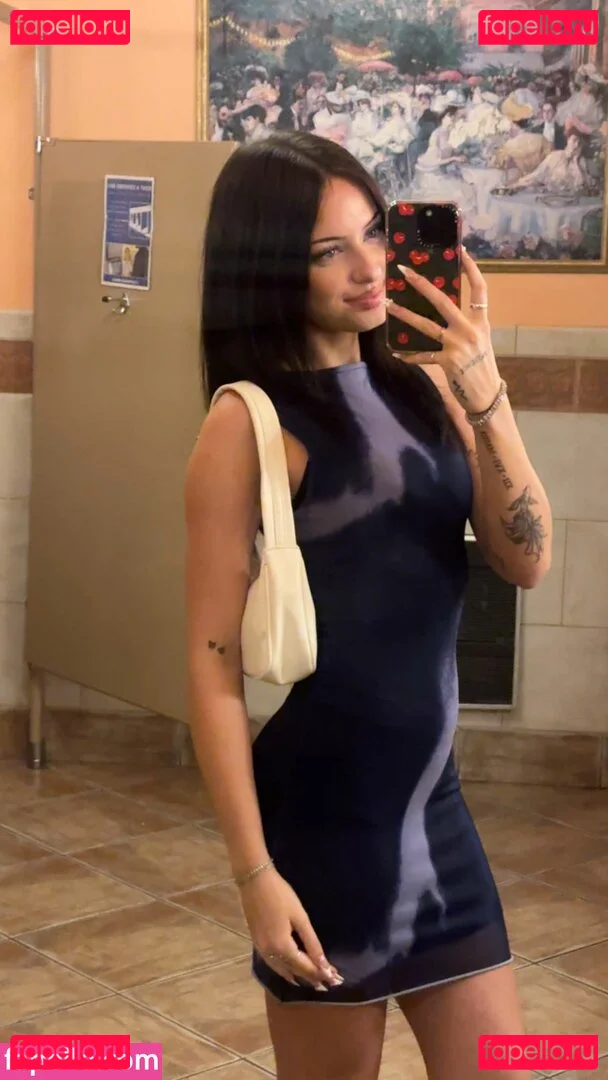 Lily Weber Onlyfans Photo Gallery 