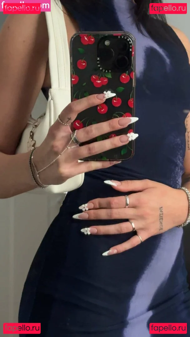 Lily Weber Onlyfans Photo Gallery 