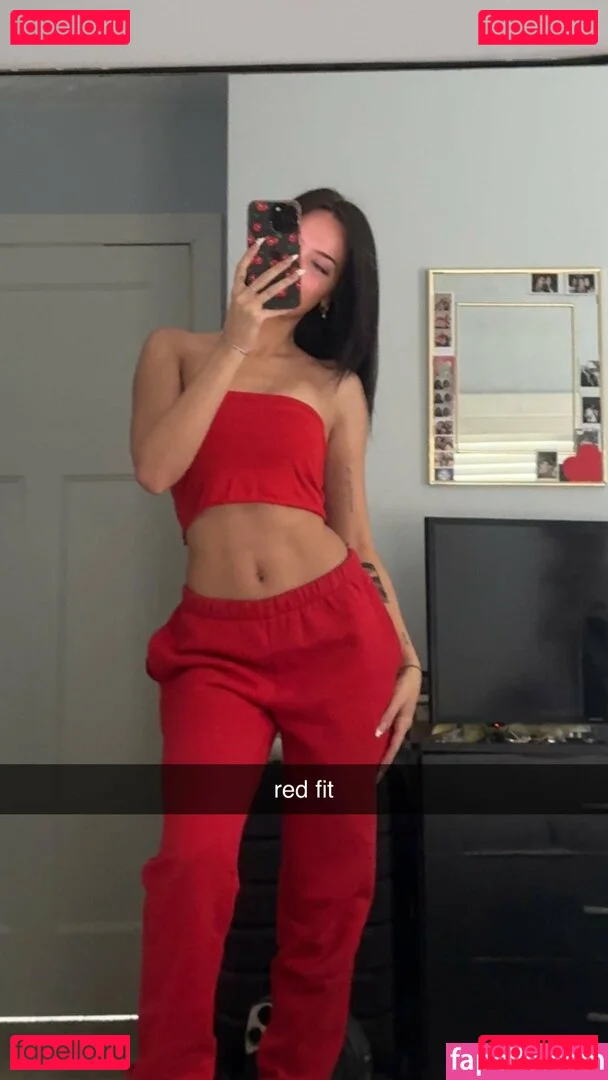 Lily Weber Onlyfans Photo Gallery 