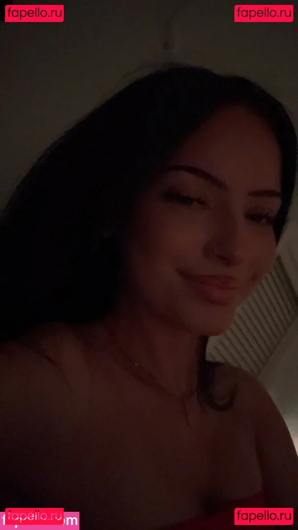 Lily Weber Onlyfans Photo Gallery 