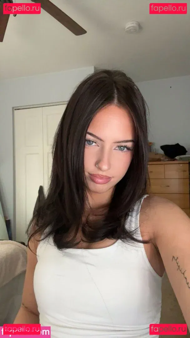 Lily Weber Onlyfans Photo Gallery 