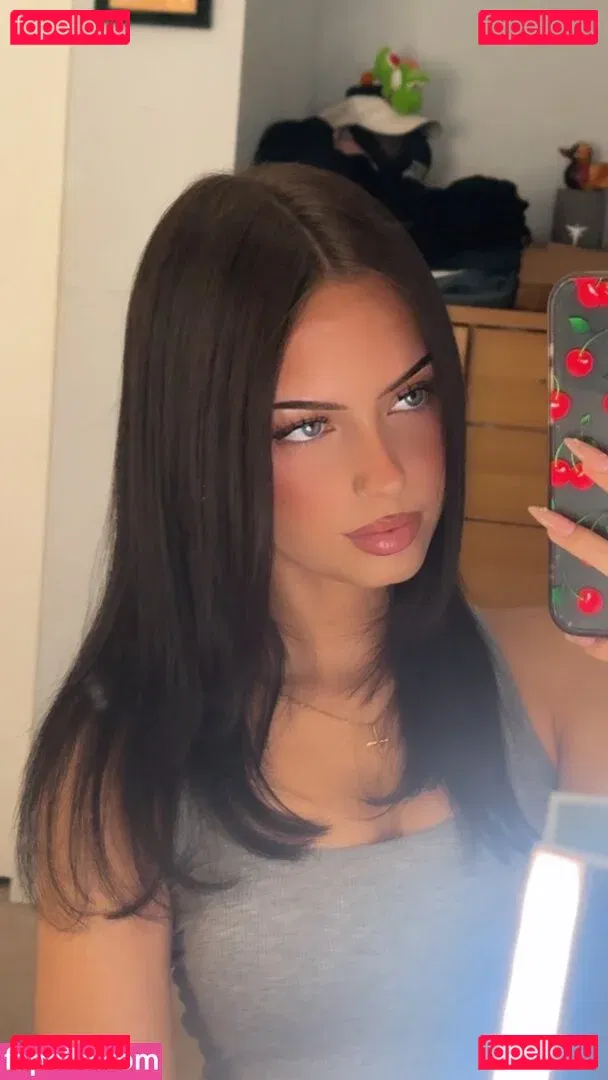 Lily Weber Onlyfans Photo Gallery 